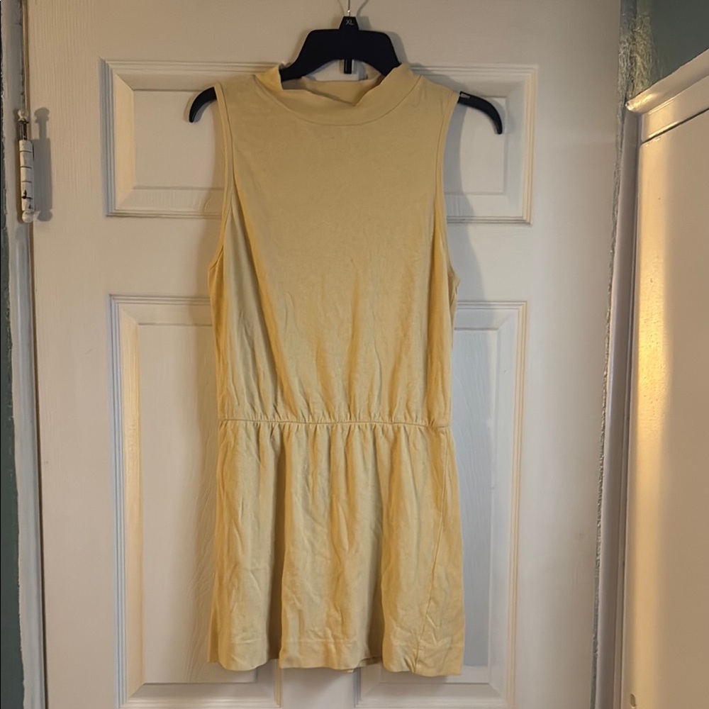 Elegant Yellow Midi Dress
